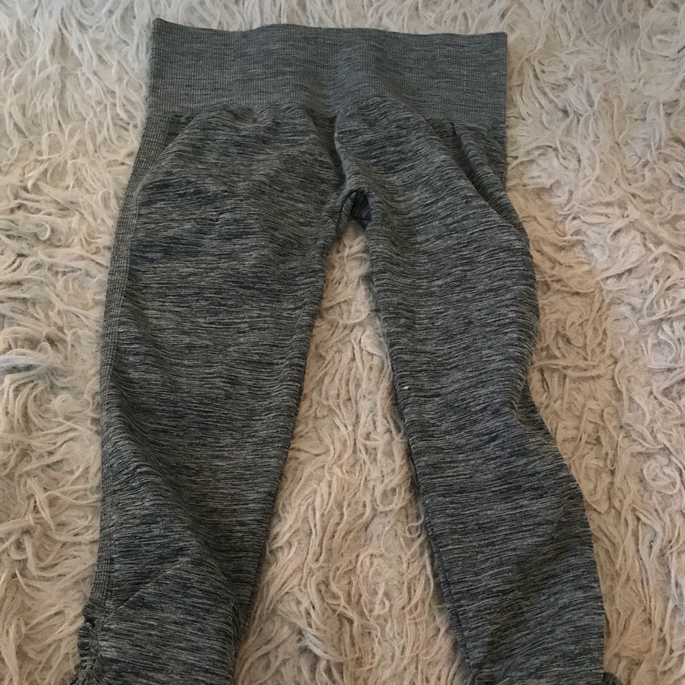 Gray Walmart capri leggings